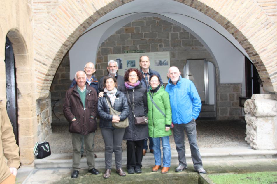 Un grupo de la Asociación de Personas Sordas de Navarra visita la Cámara de Comptos