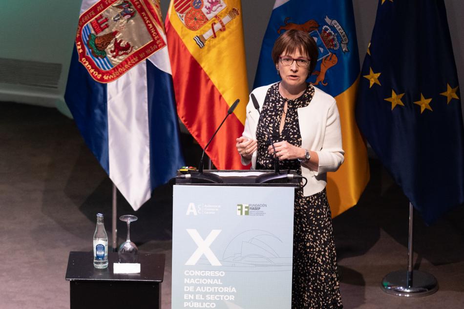 Begoña Herrera, en su presentación del congreso de Tenerife.