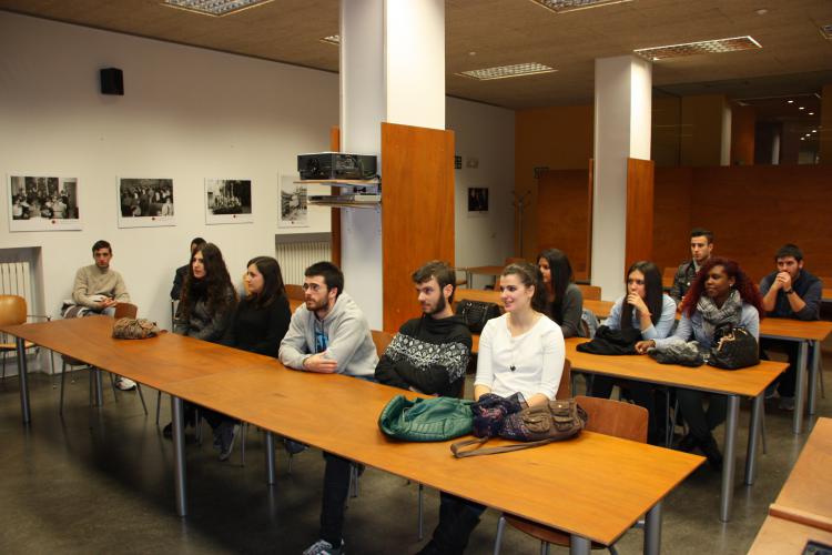 Un grupo de alumnos y alumnas del Instituto de FP de Elizondo visita la Cámara de Comptos