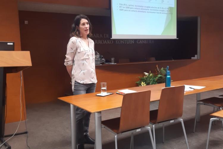 Eva Sevigné, durante la sesión de formación de esta mañana.