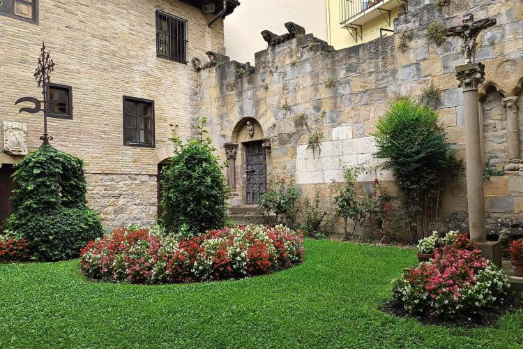 Patio Cámara de Comptos