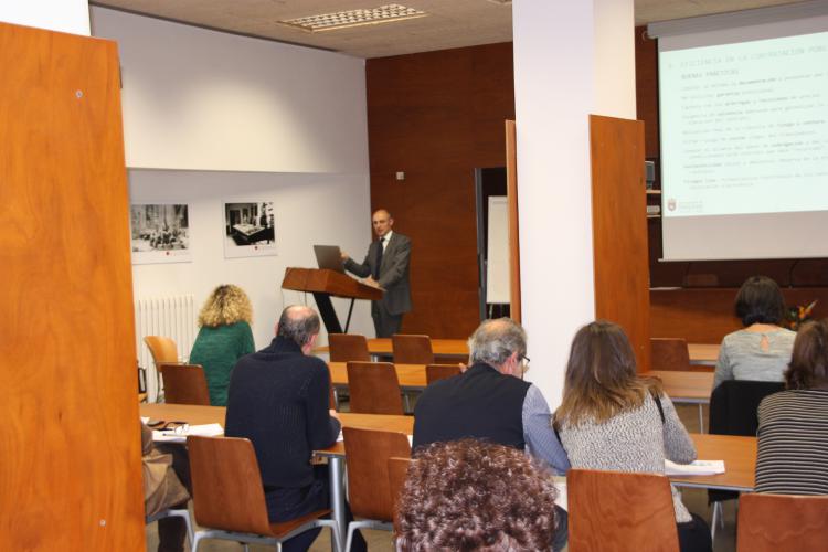 El gerente del Ayuntamiento de Pamplona explica la modernización de la gestión del consistorio